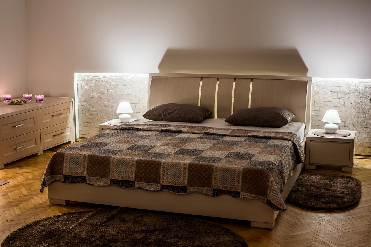 Onlviv Apartments Teatralna 23 Kültér fotó